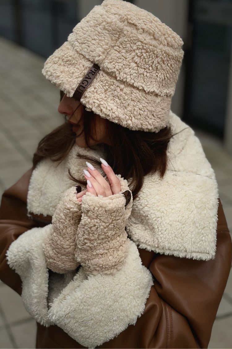 Teddy warm gloves Vienna 023S05