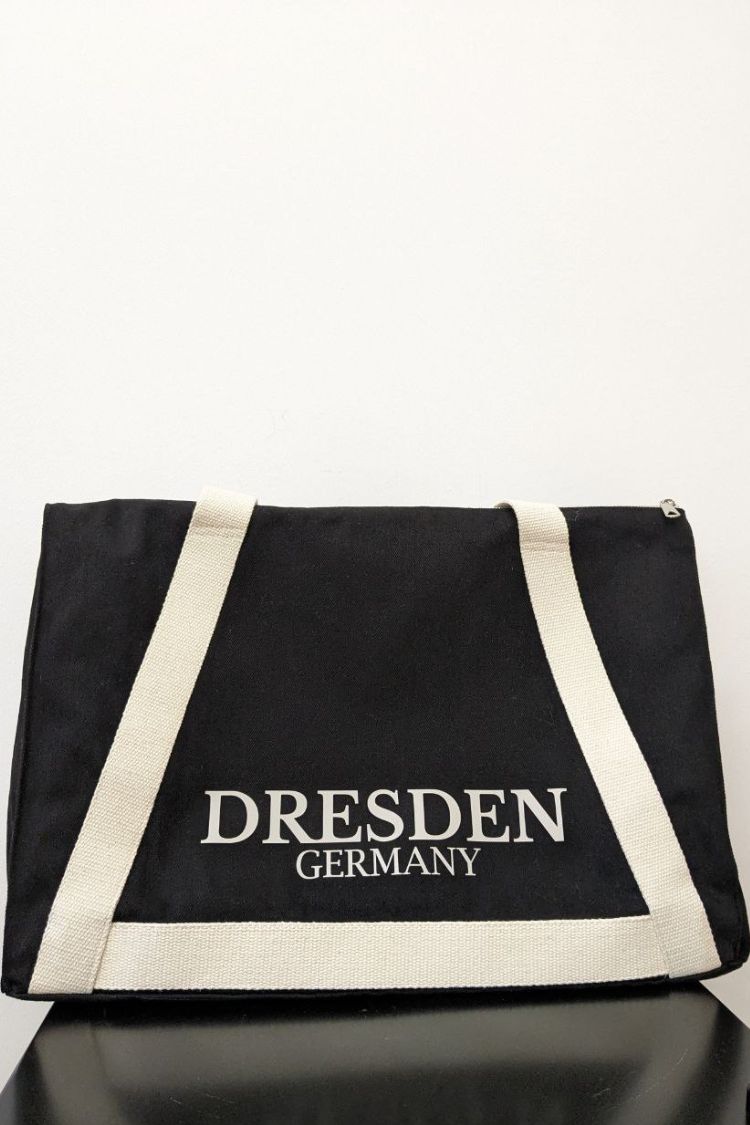 Eco-bag with a black handle White Dresden 08S01