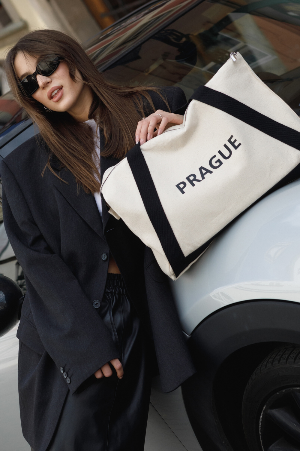 Eco-bag with a black handle White Nice 08S01