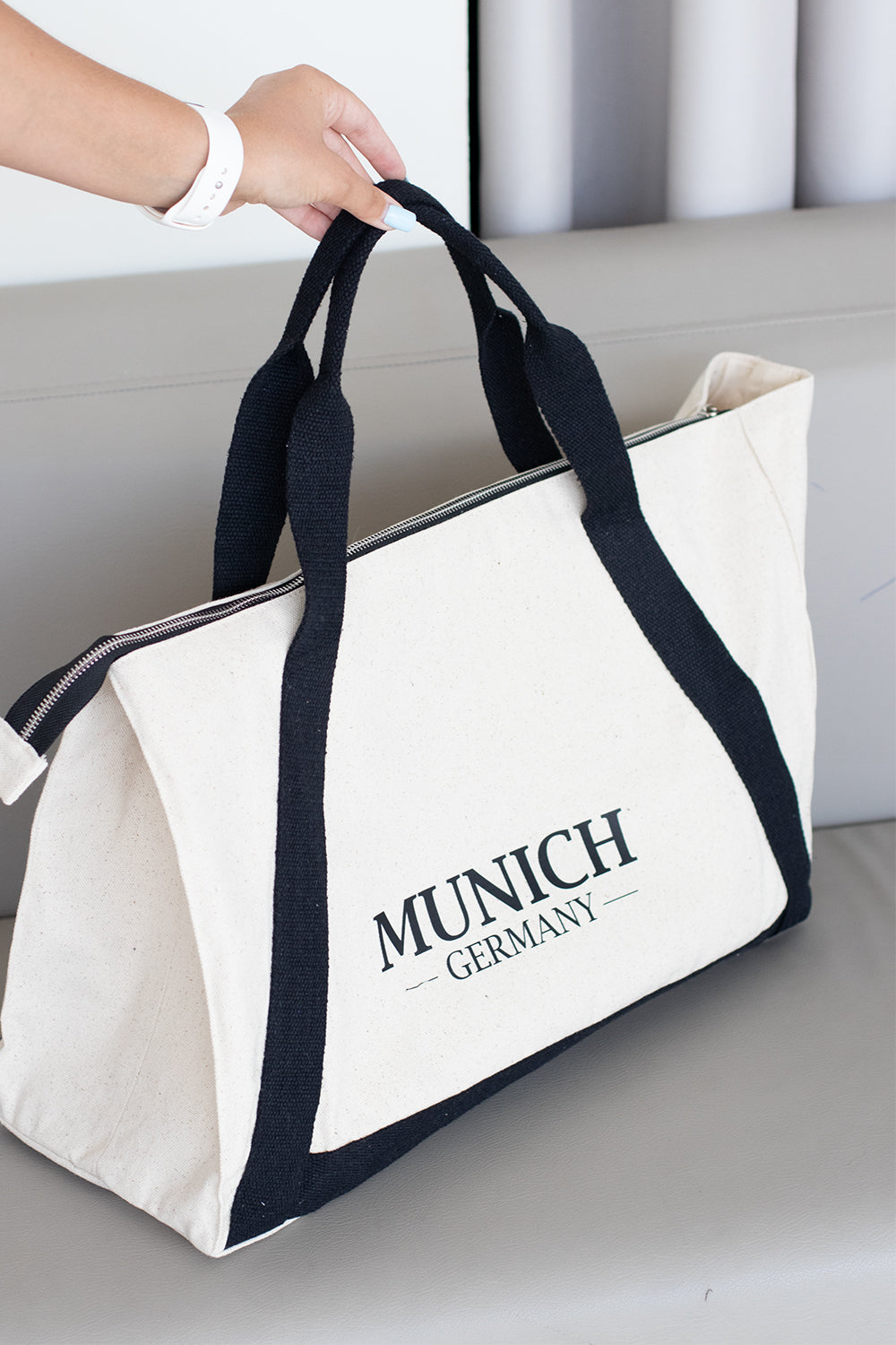 Eco-bag with a black handle White Nice 08S01