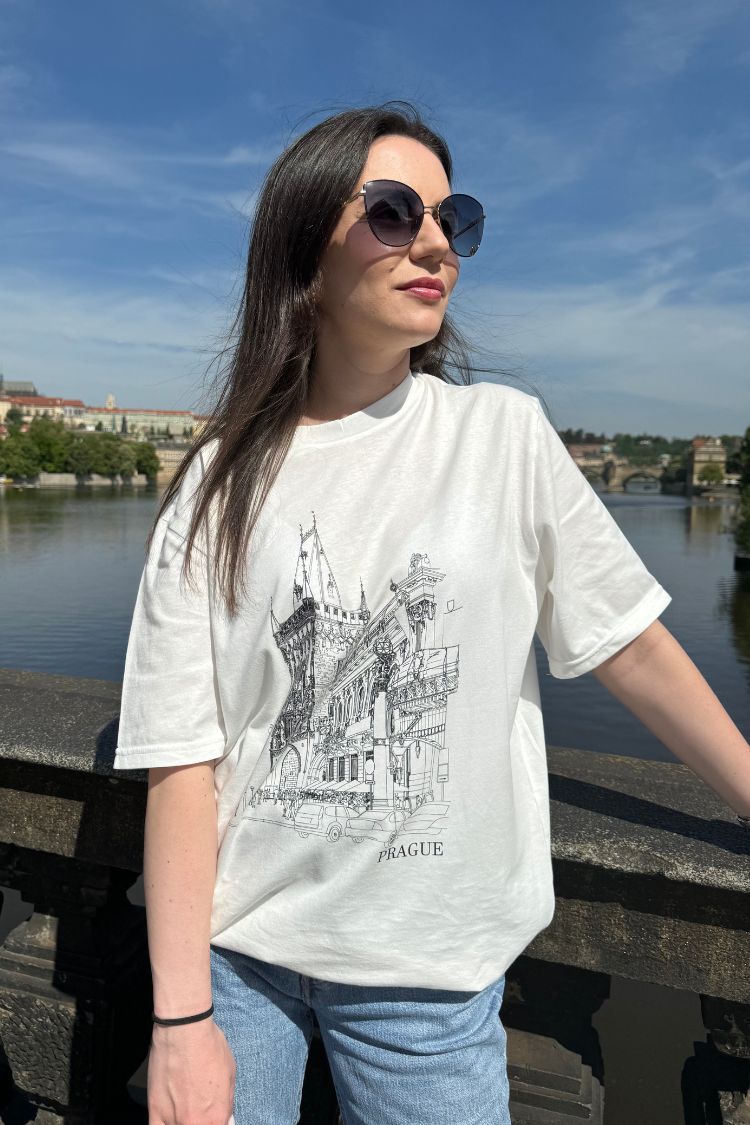 White cotton T-shirt with Prague print 035T01